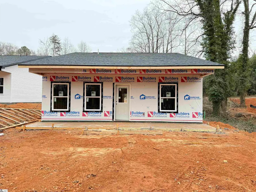 189 N Georgia Avenue, Chesnee, SC 29323 - Image #2