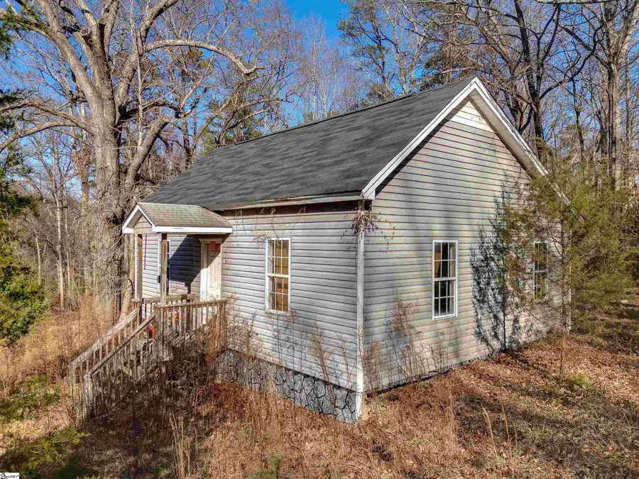 142 Mcgill Street, Pacolet, SC 29372 - Image #2