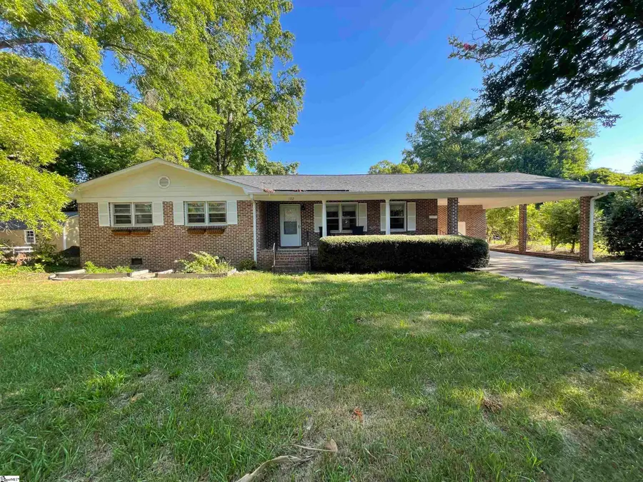 102 W Maple Street, Clinton, SC 29325 - Image #3