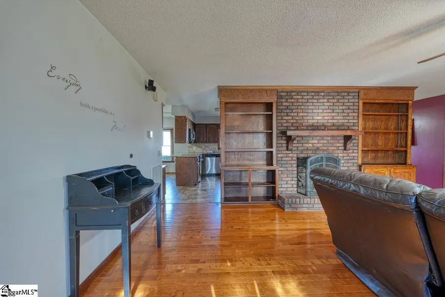 314 Sloping Meadow Drive, Inman, SC 29349 - Image #2