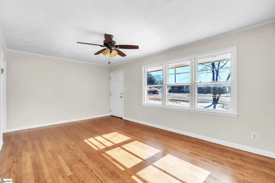 136 Crestview Drive, Cowpens, SC 29330 - #3