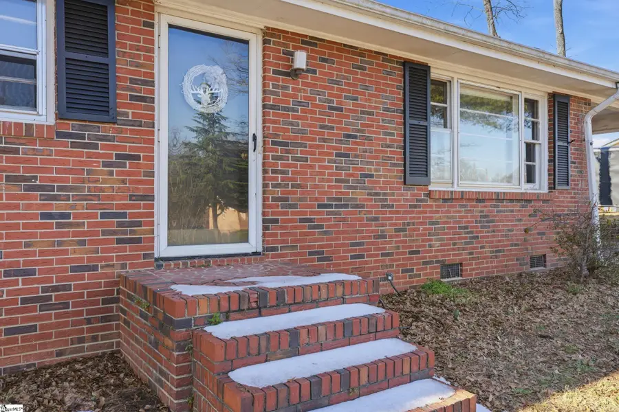 230 Foxhall Road, Spartanburg, SC 29306 - Image #3