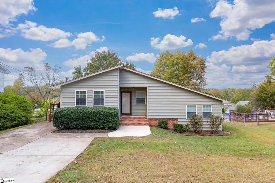 7 Bubbling Creek Drive, Travelers Rest, SC 29690 - Image #2