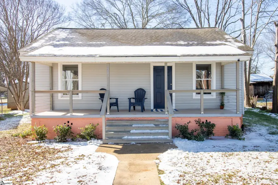 207 Brooks Avenue, Greenville, SC 29617 - Image #3