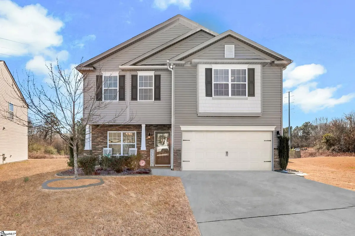 208 Addelstone Circle, Fountain Inn, SC 29644 - Image #1