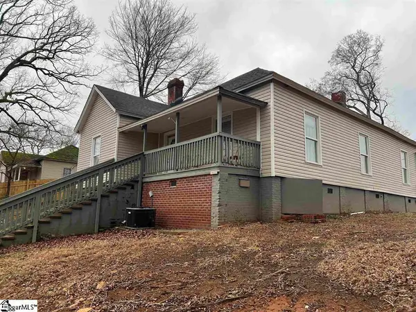 5 Arkmain Street, Spartanburg, SC 29306