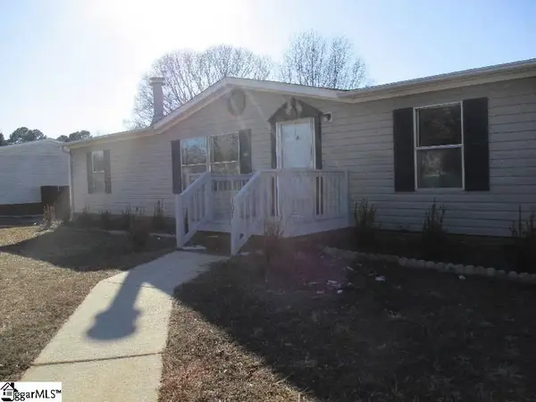 107 Sagewood Court, Fountain Inn, SC 29644