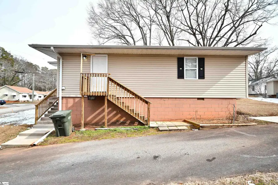 613/615 W 4th Avenue, Easley, SC 29640 - Image #3