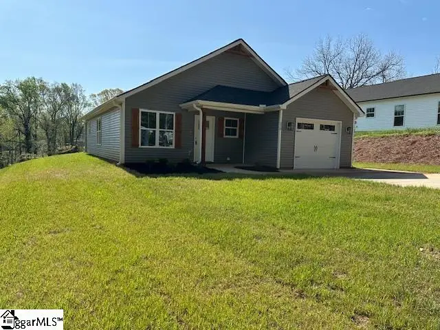 210 E Greenwood Street, Landrum, SC 29356 - #3