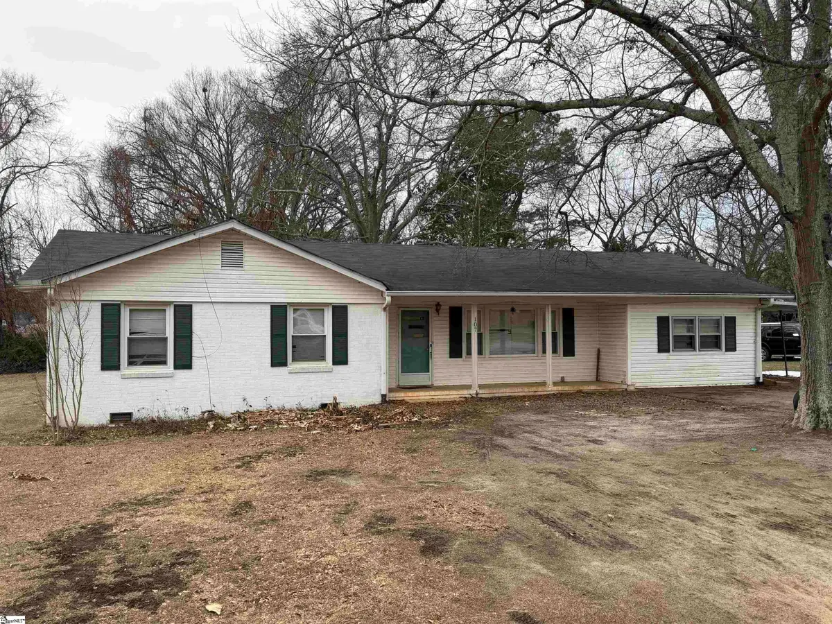 107 Looneybrook Drive, Fountain Inn, SC 29644 - Image #1