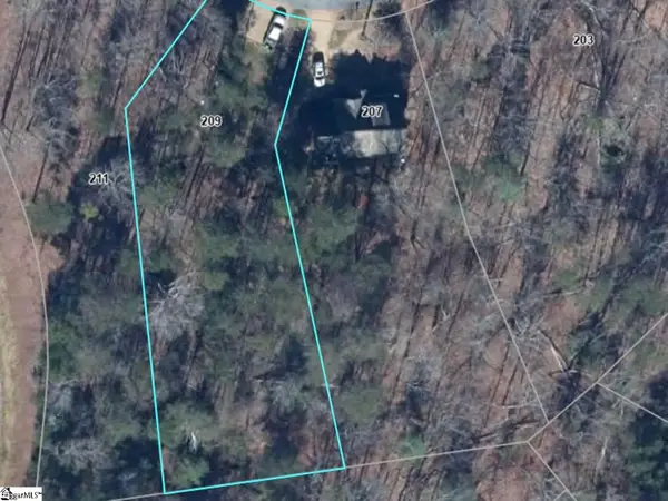 209 Cliffside Trail, Pickens, SC 29671