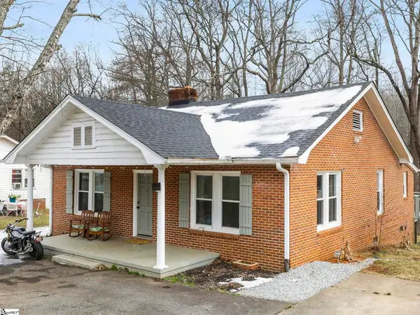 27 Maxie Avenue, Greenville, SC 29611