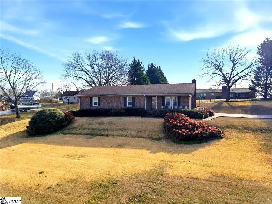 107 Briarcliff Way, Greer, SC 29651 - #2