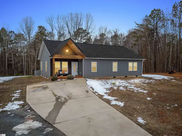 4249 Buffalo West Springs Highway, Jonesville, SC 29353