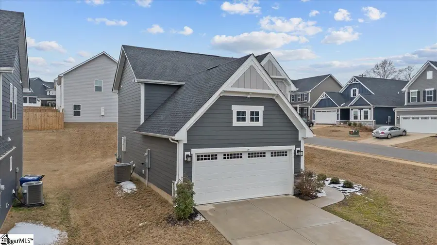 173 Dunroyal Road, Fountain Inn, SC 29644 - #3