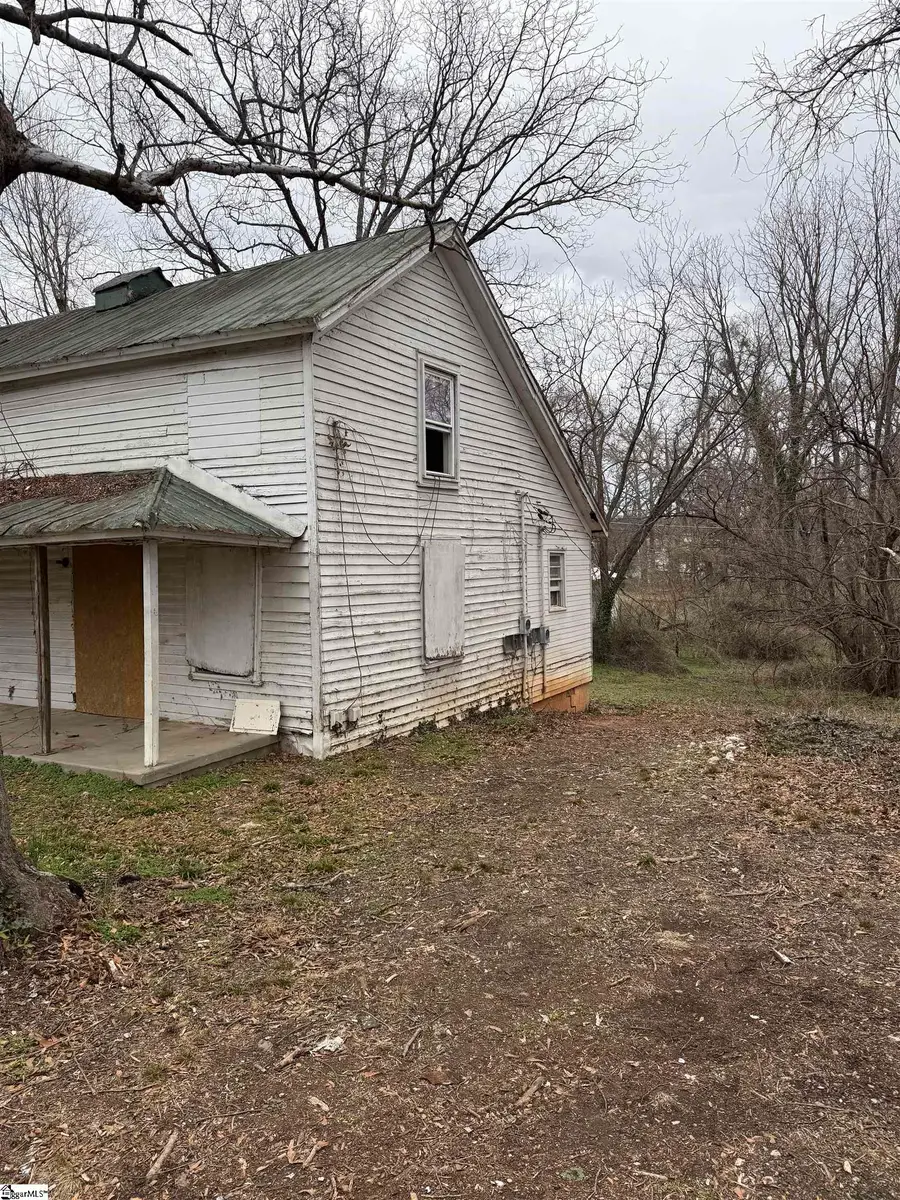 121 Saluda Street, Cowpens, SC 29330-9271 - #3