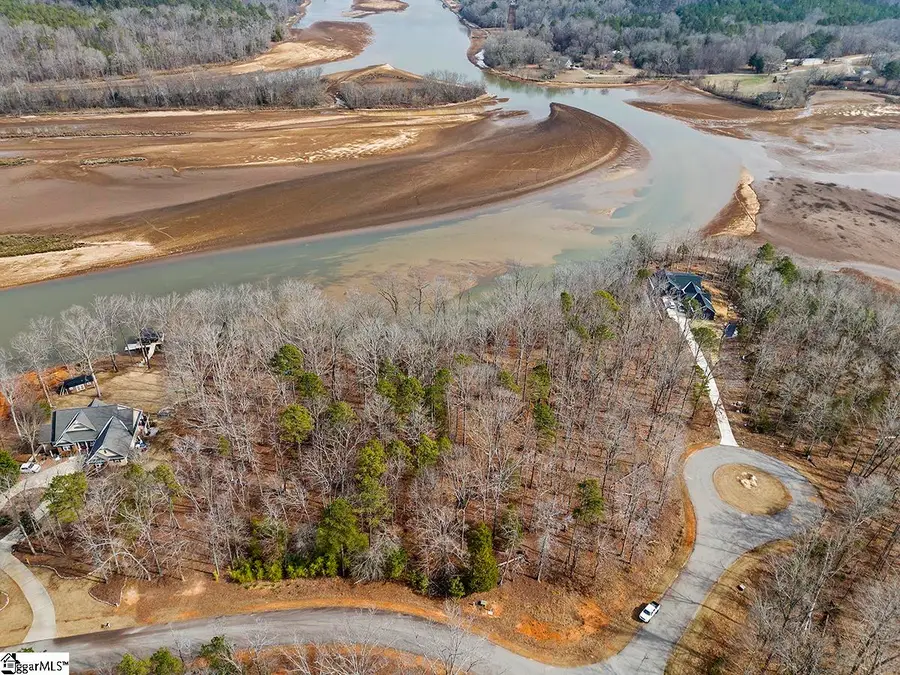 429 Terrapin Pointe Road, Hodges, SC 29653 - Image #3