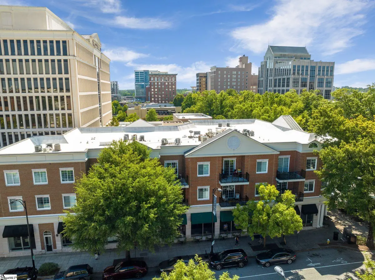 10 E Washington Street #Unit 2i, Greenville, SC 29601 - Image #1