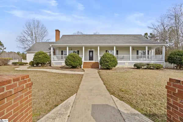 414 Giggle Drive, Laurens, SC 29360