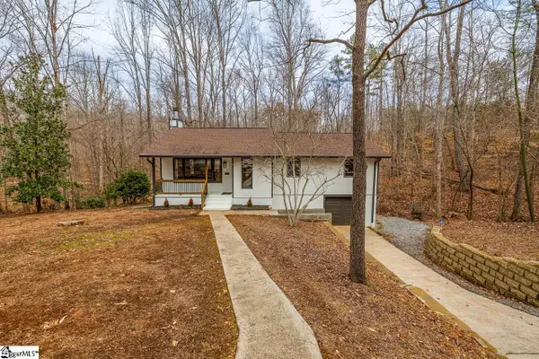 102 Blossom Court, Westminster, SC 29693