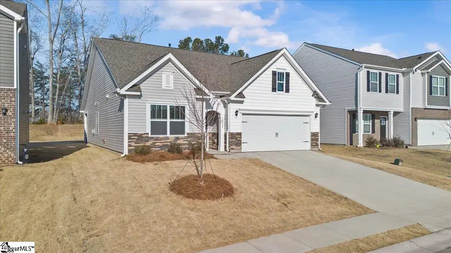 1027 Staghorn Avenue, Lyman, SC 29365 - Image #3