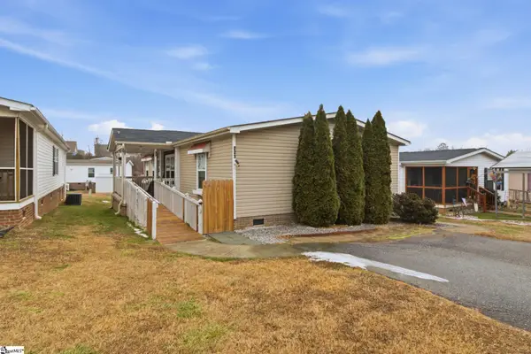 223 Pebble Springs Drive, Taylors, SC 29687