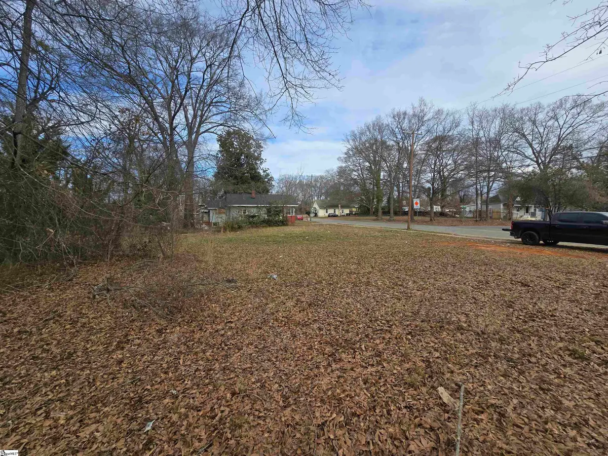 558 Hugh Street, Spartanburg, SC 29650 - #1