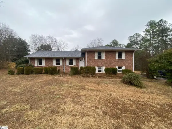 105 Stagecoach Road, Laurens, SC 29360
