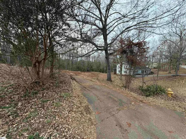 7 Enoree Heights Court, Taylors, SC 29687