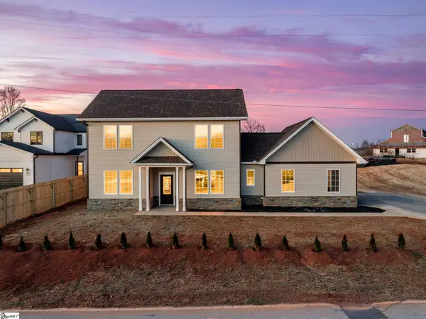 224 W Clark Road, Inman, SC 29349