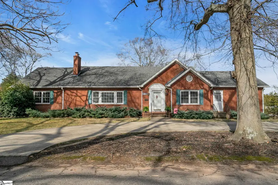 303 North Avenue, Greer, SC 29650 - #3