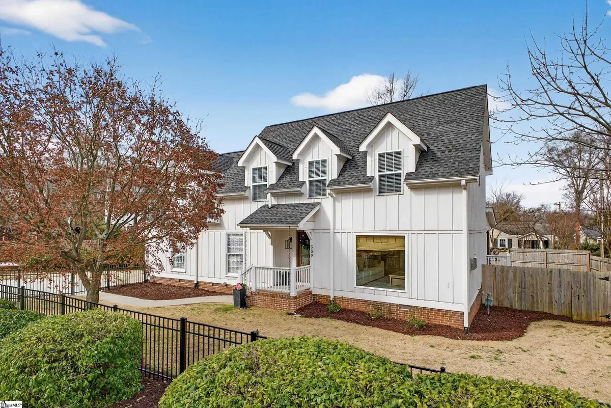 200 Tomassee Avenue, Greenville, SC 29605 - #1