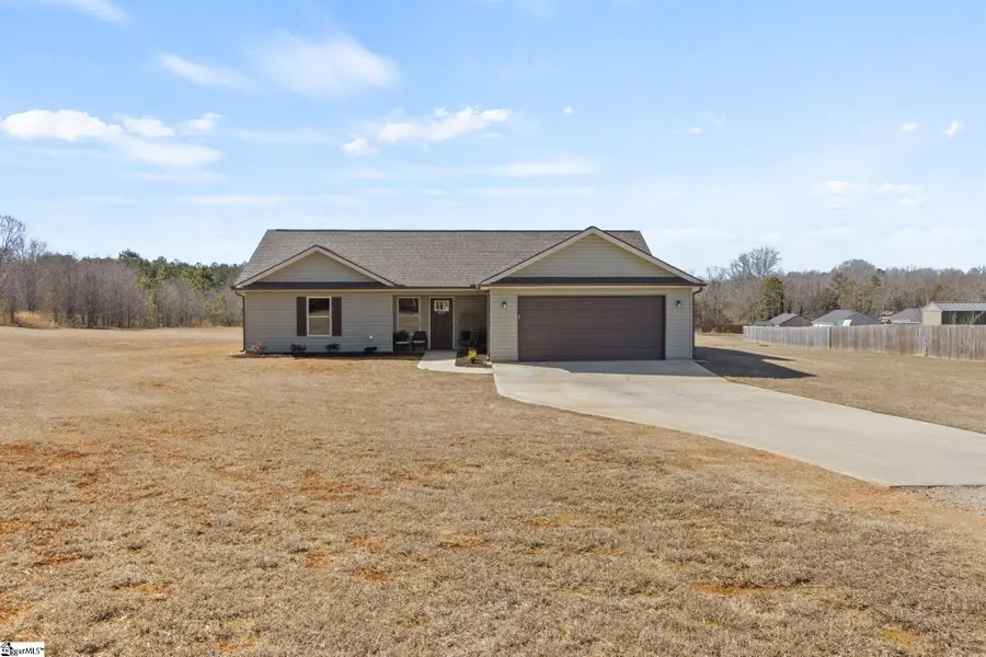 6197 Georgia Road, Gray Court, SC 29645 - #2