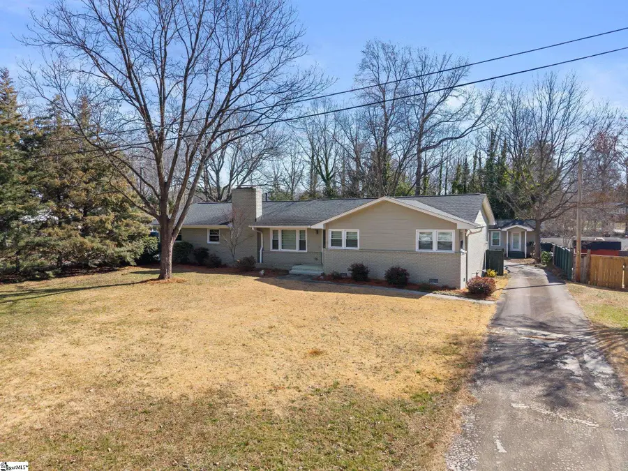 107 S Dale Drive, Easley, SC 29642 - #3