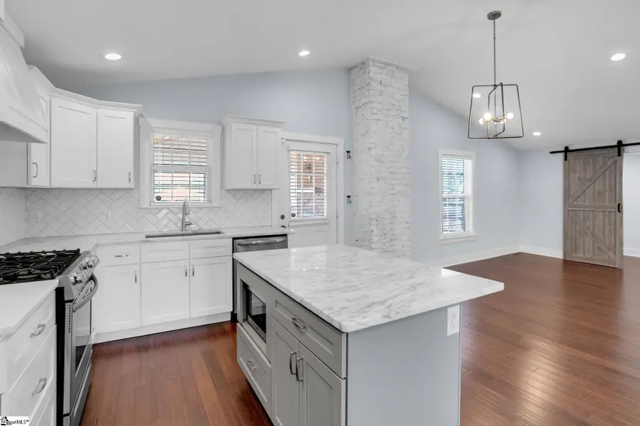 540 Perry Avenue, Greenville, SC 29611 - #3