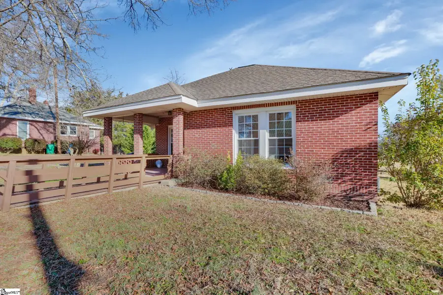307 Dukes Avenue, Greenwood, SC 29646 - #3