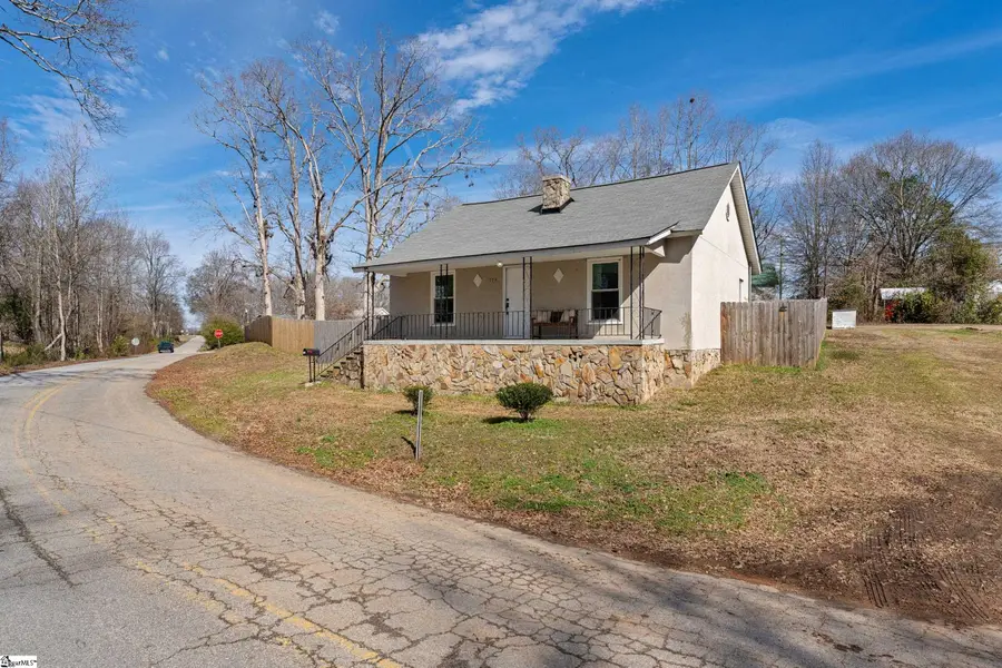 573 Perrin Avenue, Woodruff, SC 29388 - #2