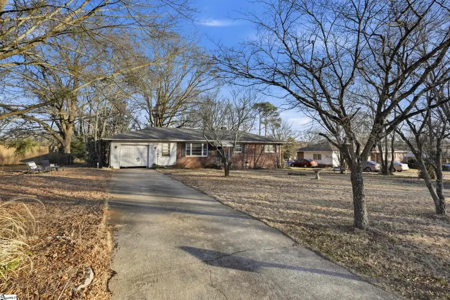 125 Foxhall Road, Spartanburg, SC 29306 - #2