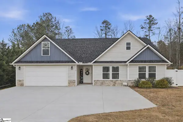 226 Oak Brook Lane, Gaffney, SC 29341