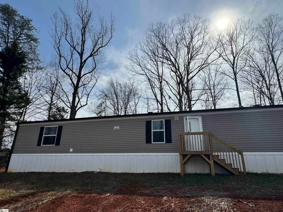 427 Circle Drive, Travelers Rest, SC 29690 - #1