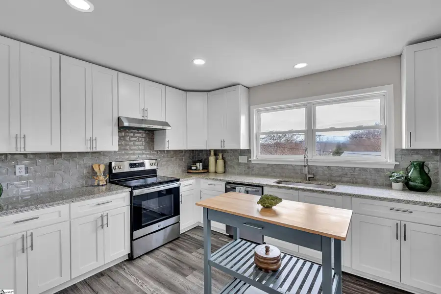 202 Kenilworth Drive, Greenville, SC 29615 - #3