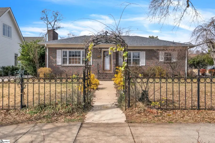 300 W Prentiss Avenue, Greenville, SC 29605 - #2