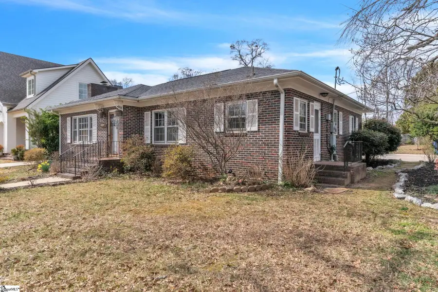 300 W Prentiss Avenue, Greenville, SC 29605 - #3