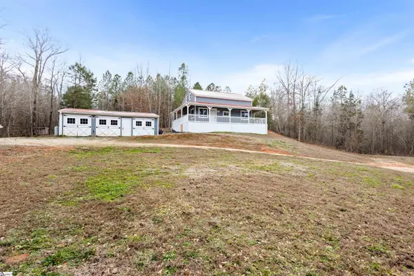 207 Zig Zag Road, Cross Hill, SC 29332