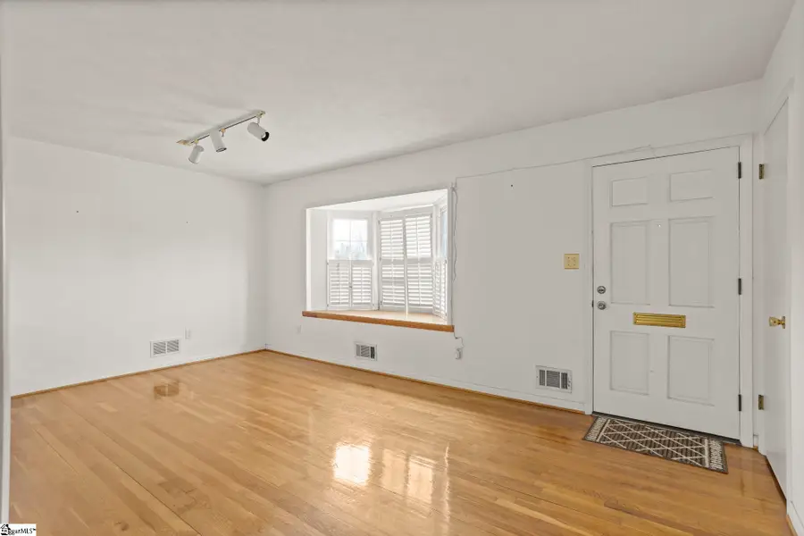 457 Hawthorne Road, Spartanburg, SC 29303 - #3