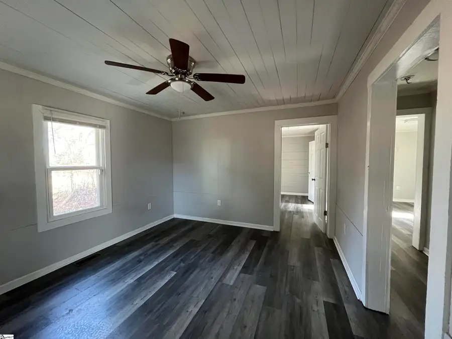 213 Law Street, Woodruff, SC 29388 - #3