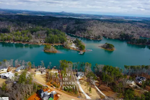 131 Harbor Point, Seneca, SC 28672
