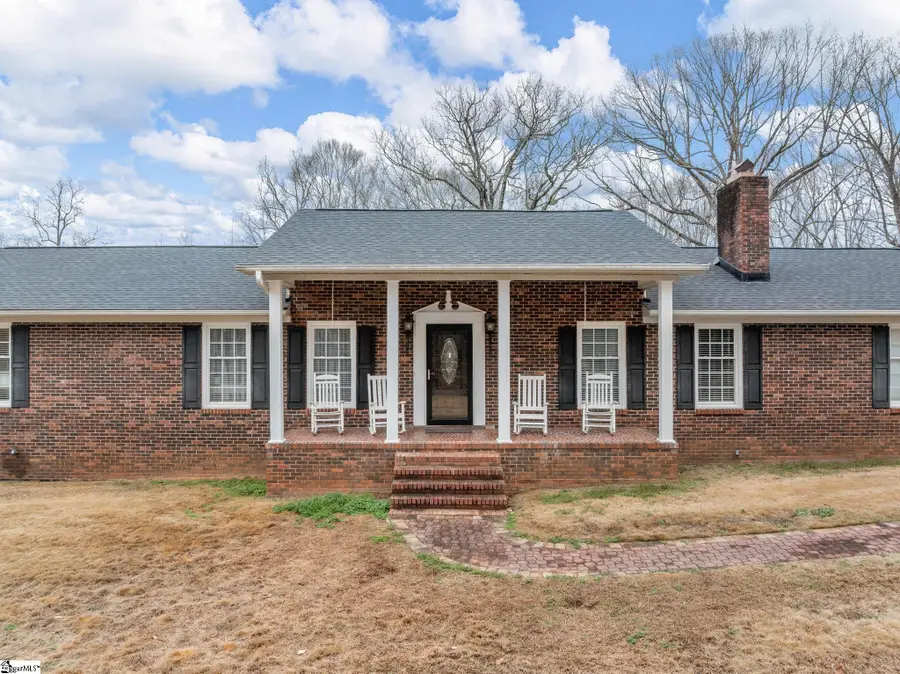 170 Oak Ridge Drive, Jonesville, SC 29353 - #2