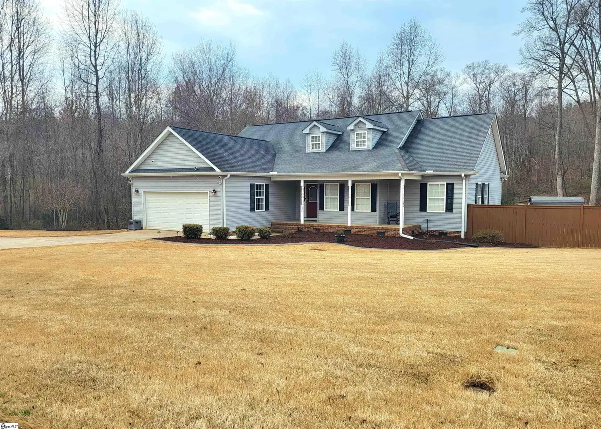 828 Bishop Avenue, Greer, SC 29651 - #1