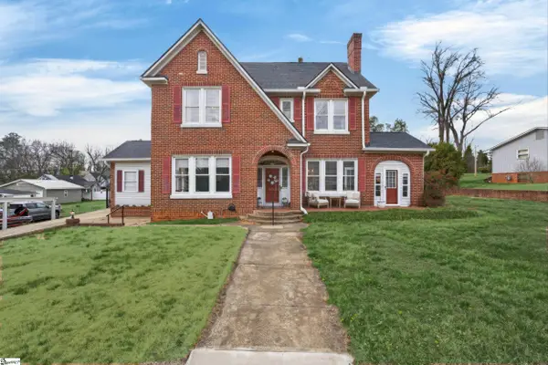 906 College Drive, Gaffney, SC 29340